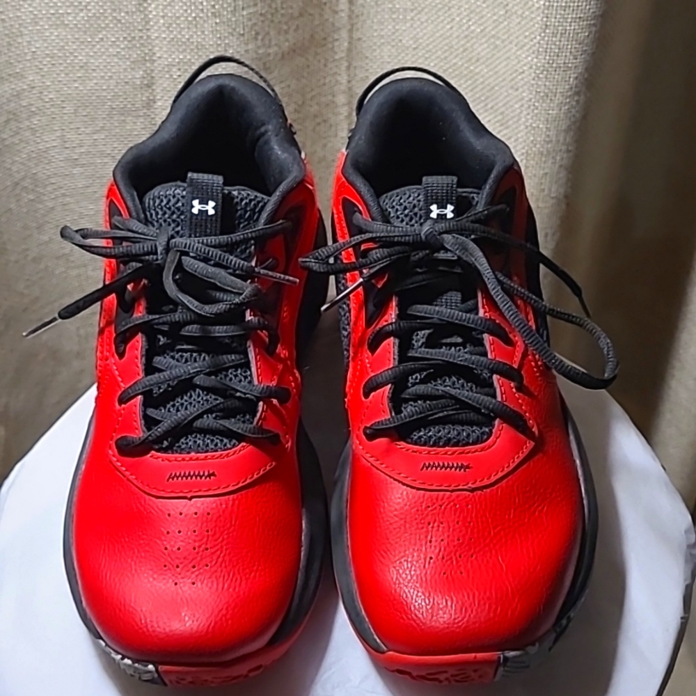 Lockdown 6 basketball shoes red and black camo distressed Under Armour shoes